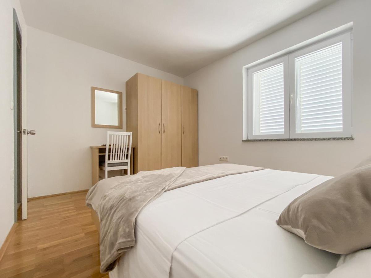 Apartments Paladin Makarska Buitenkant foto