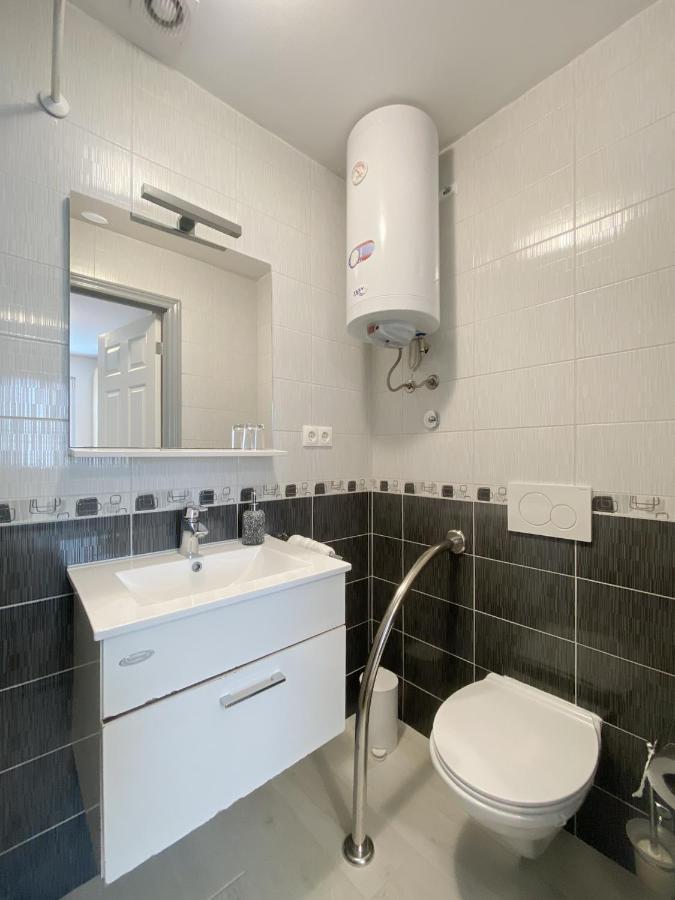 Apartments Paladin Makarska Buitenkant foto
