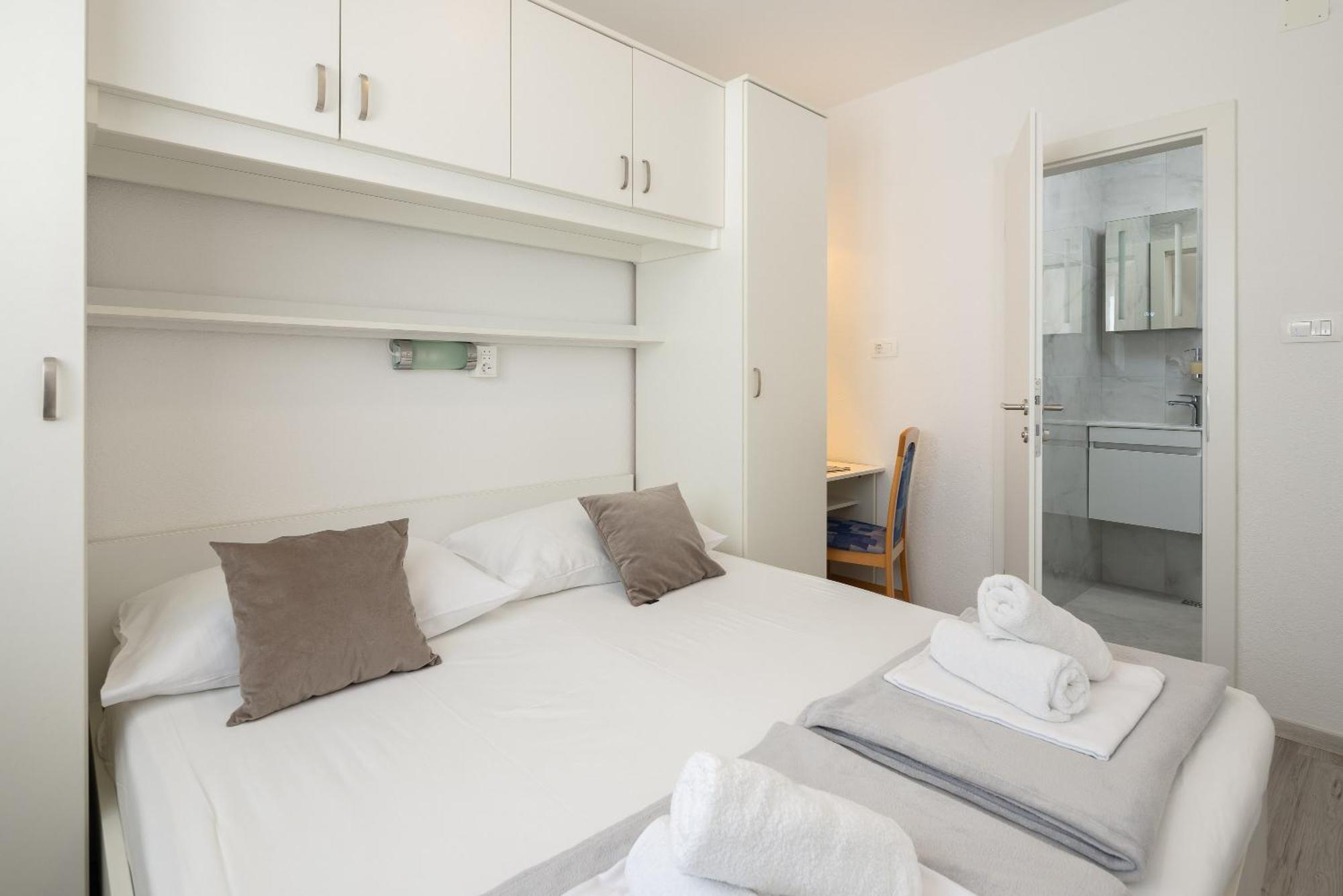 Apartments Paladin Makarska Buitenkant foto